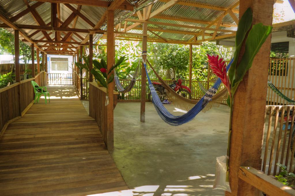 Isuyama Hostel Puerto Maldonado Luaran gambar